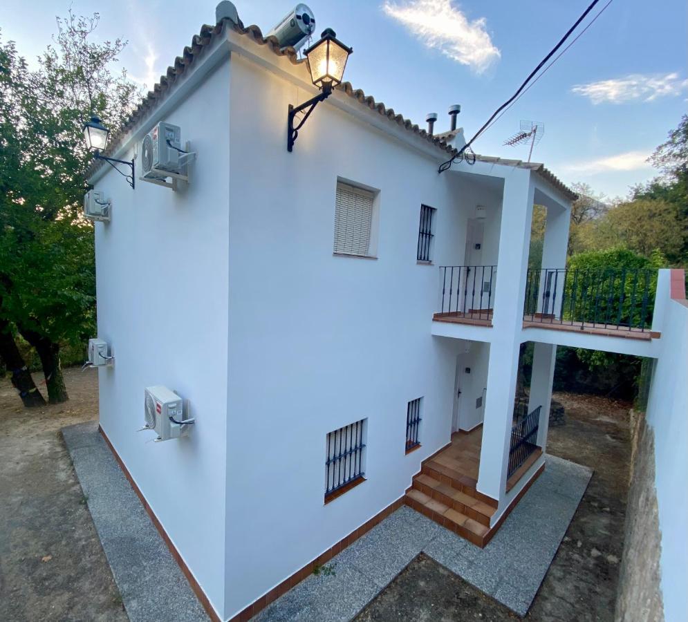Stay Wild En Las Casitas De Huerta Arriba Benamahoma Kültér fotó